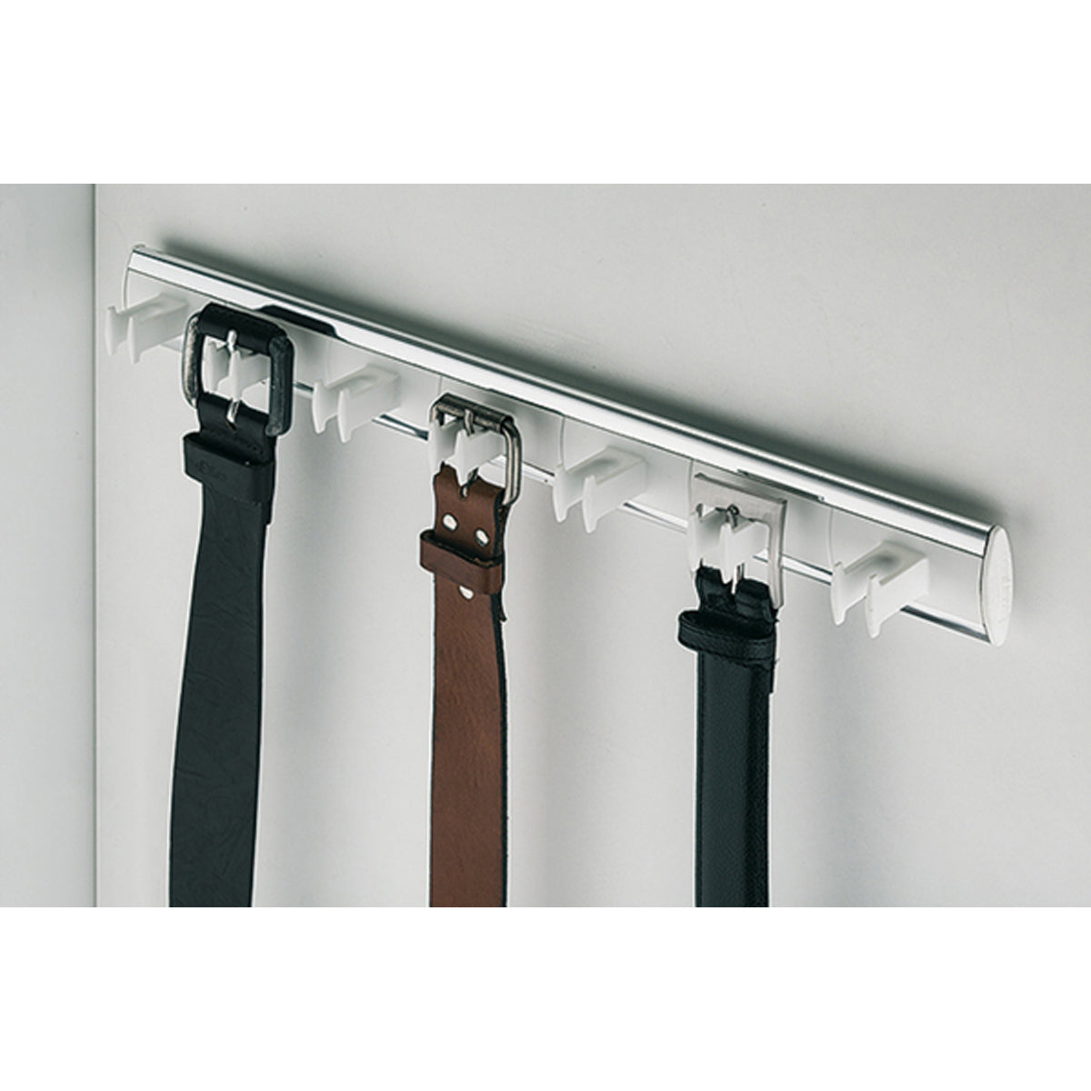 BELT RACK FOR7 47x432x48 BLK
