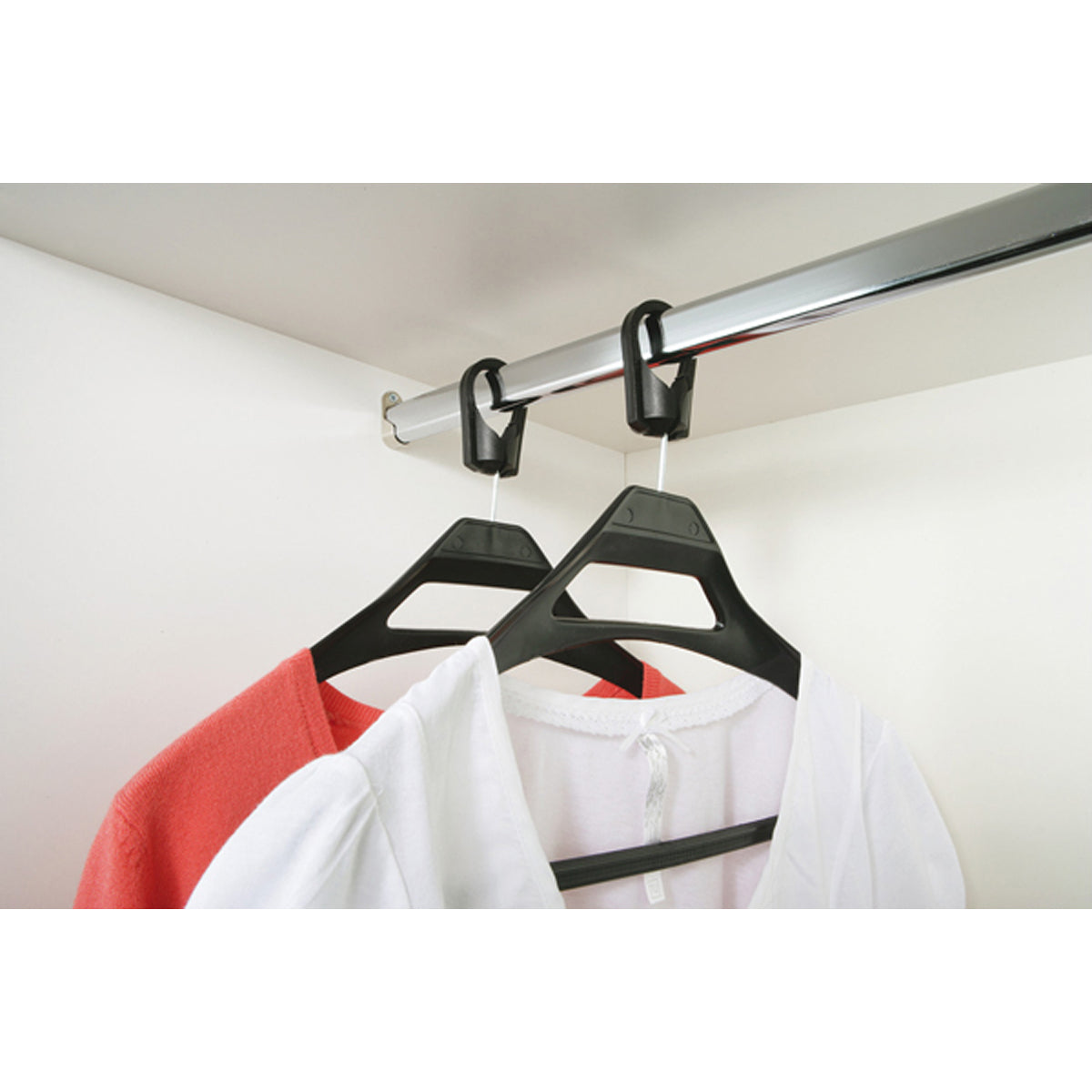 ANTI THEFT CLIP COAT HANGER PL/BLK