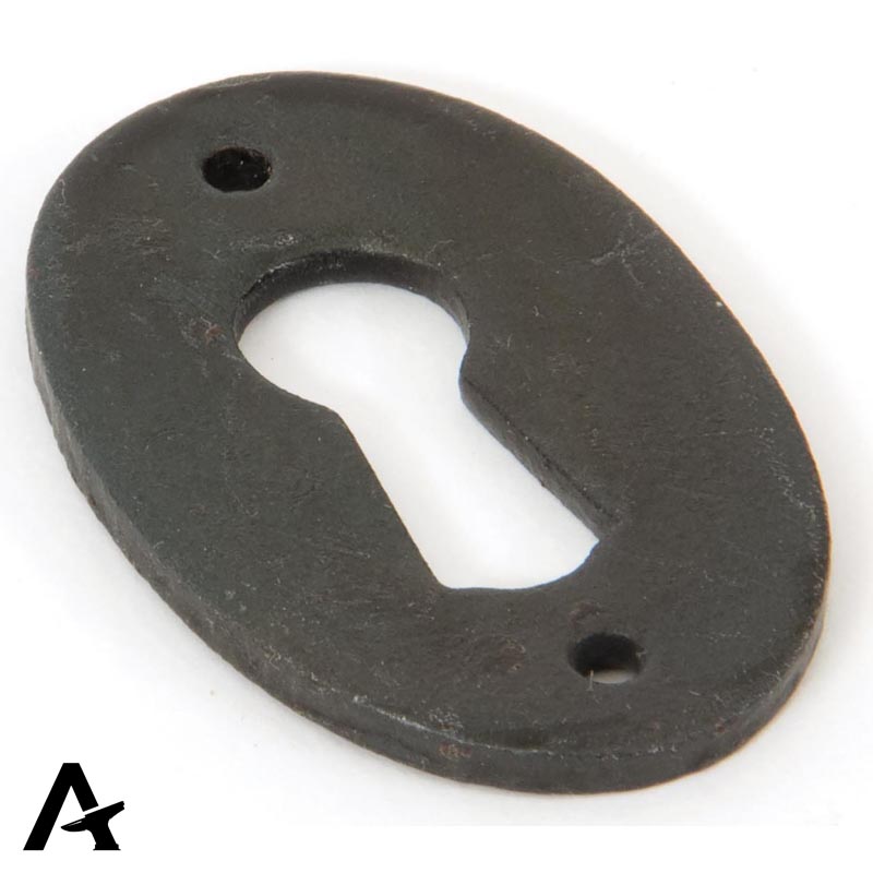 ESCUTCHEON OVAL 51x31x2.5 BWX