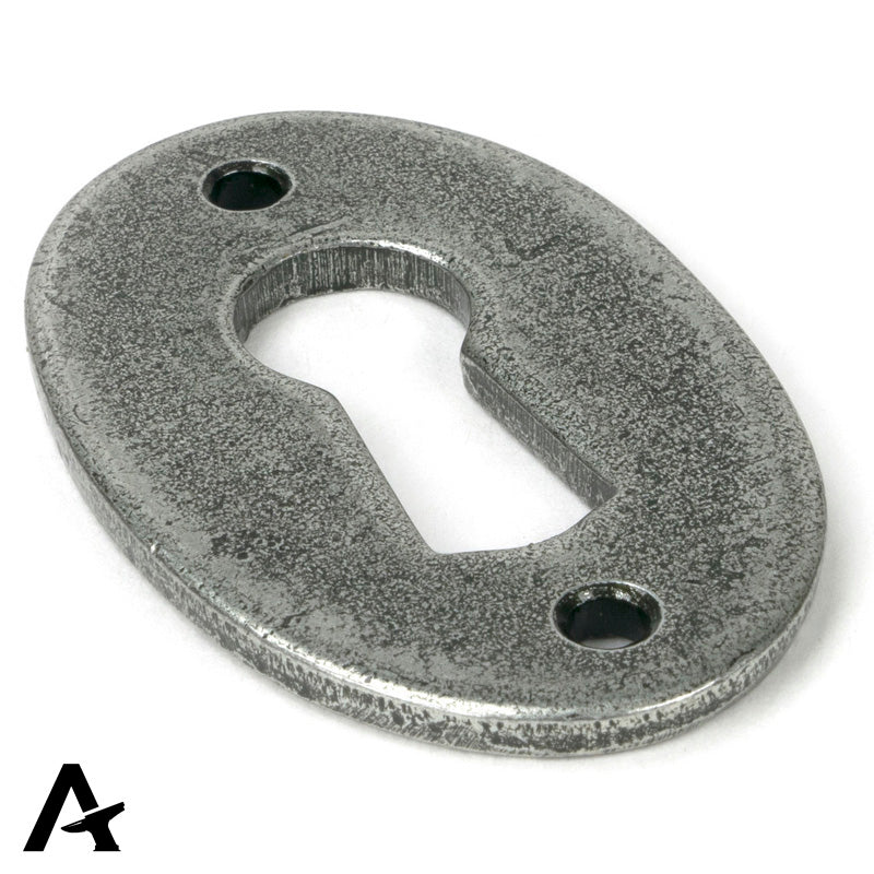ESCUTCHEON OVAL 51x31x2.5 PEW