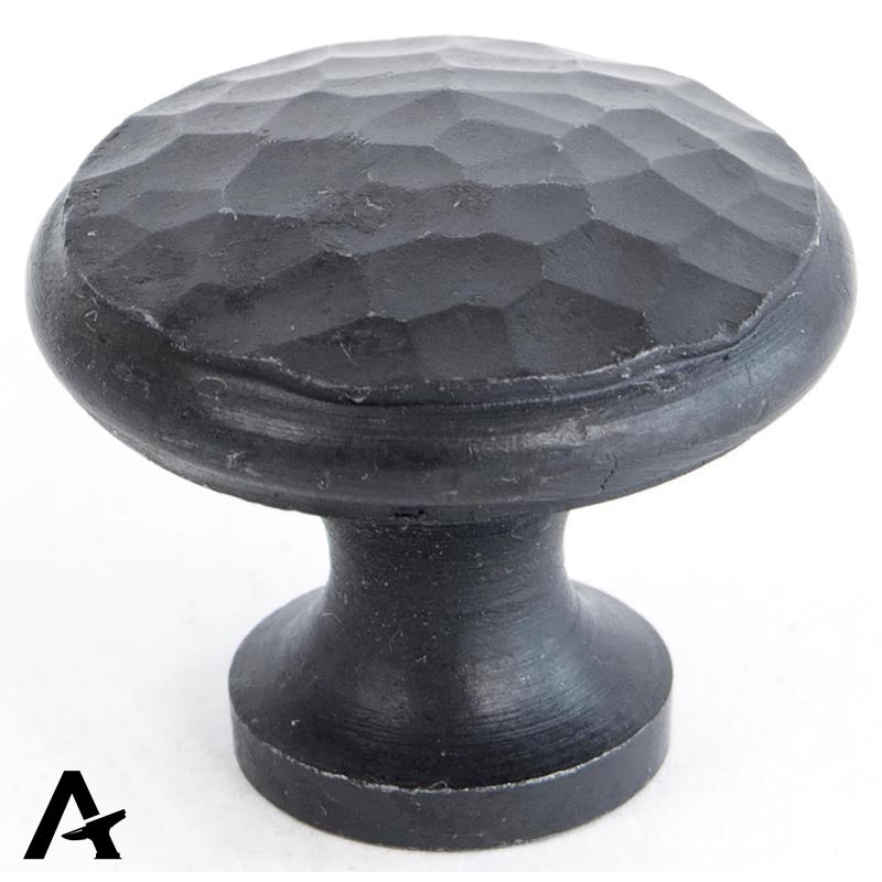 HAMMERED CABINET KNOB 30x25x15 BWX