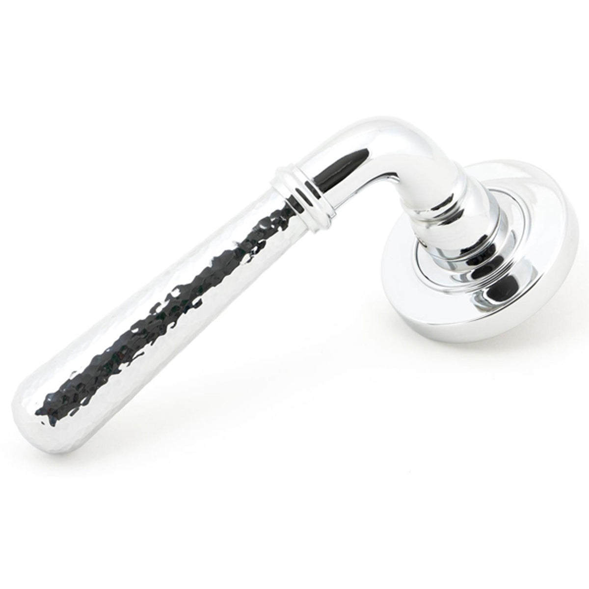HAMMERED NEWBURY LEVER HANDLE+ROSE SPRUNG PLAIN 53x126x64 PCP