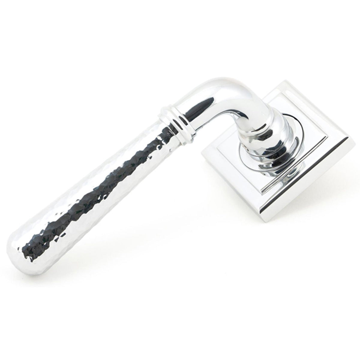 HAMMERED NEWBURY LEVER HANDLE+ROSE SPRUNG SQUARE 53x126x64 PCP