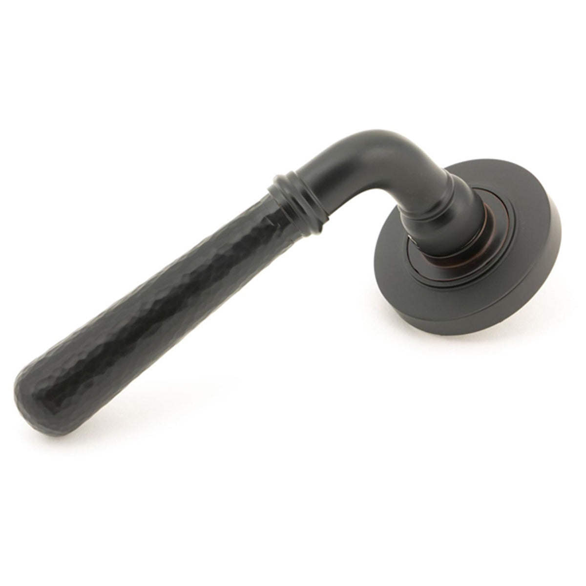 HAMMERED NEWBURY LEVER HANDLE+ROSE SPRUNG PLAIN 53x126x64 AGBZ