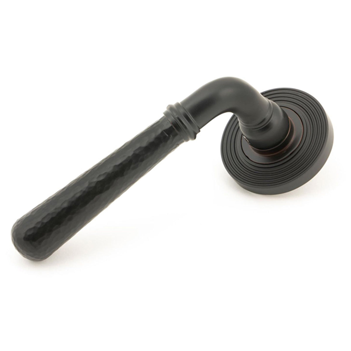 HAMMERED NEWBURY LEVER HANDLE+ROSE SPRUNG BEEHIVE 53x126x64 AGBZ