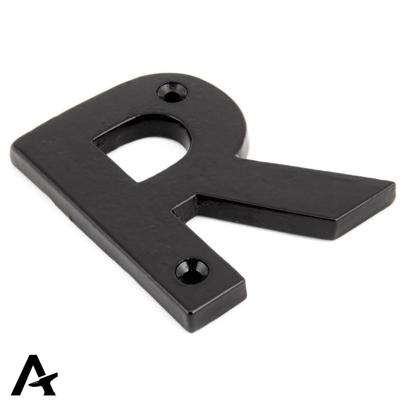 LETTER R 78x56x8 BLK