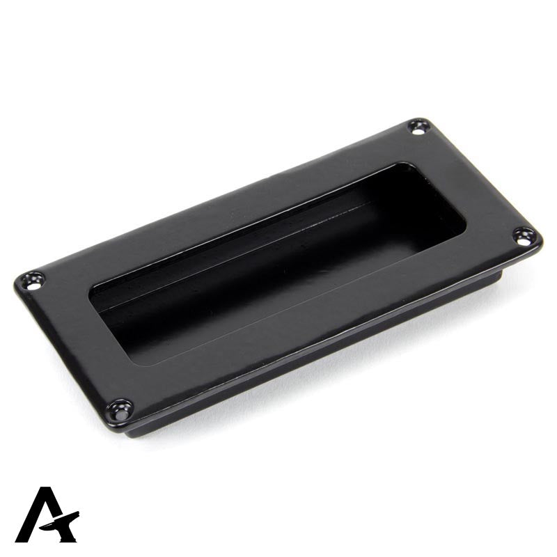 FLUSH PULL HANDLE 117x57x13 BLK