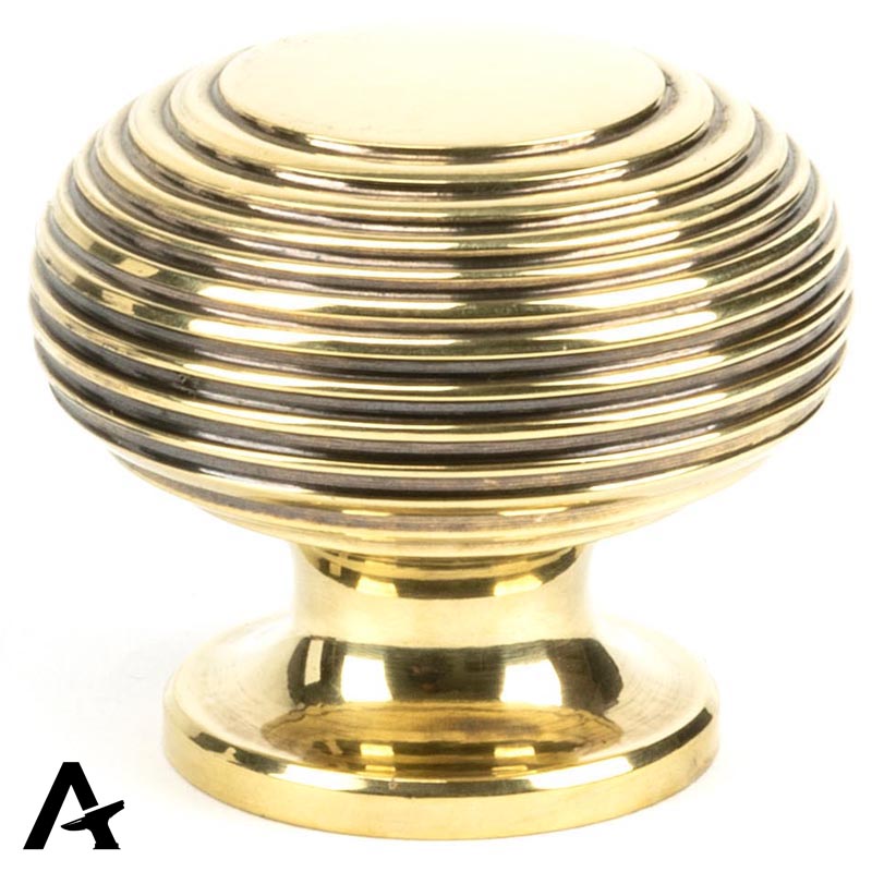 BEEHIVE CABINET KNOB 40x33 AGBR