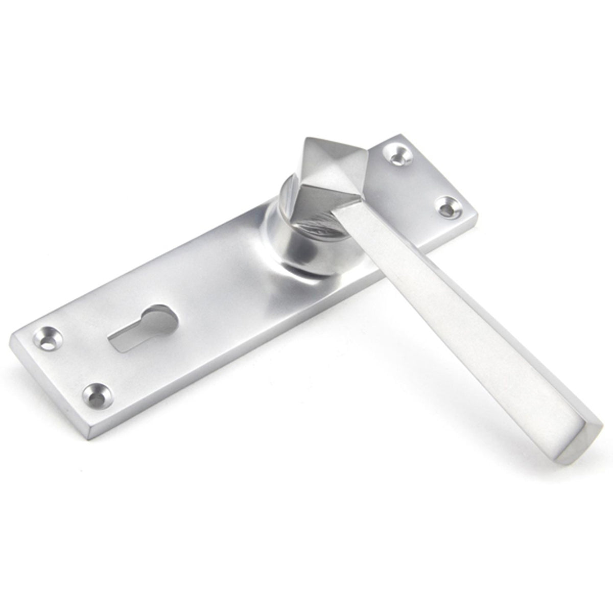 STRAIGHT LEVER HANDLE LOCK 124x148x50 SCP