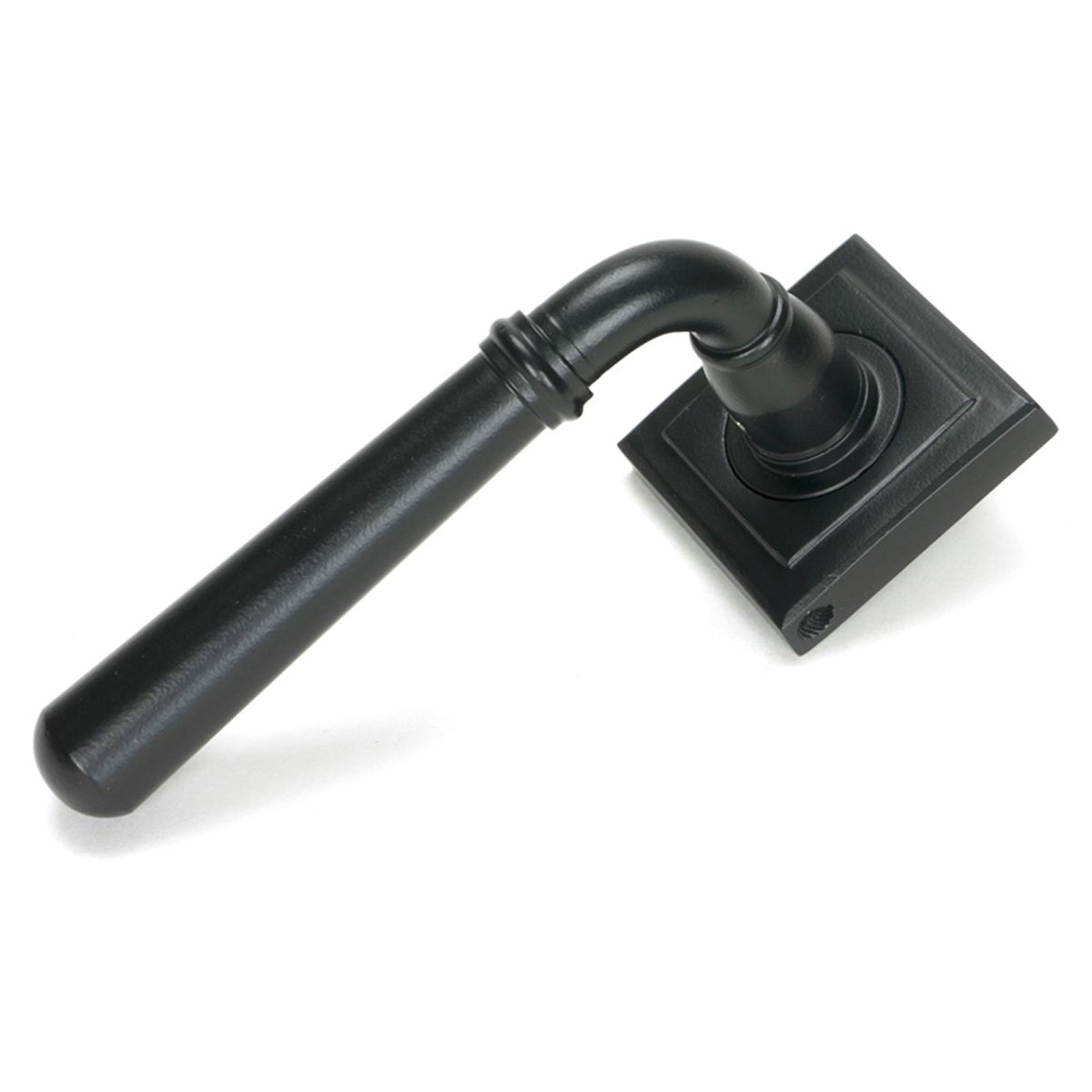 NEWBURY LHANDLE 53x126 SQU MBK