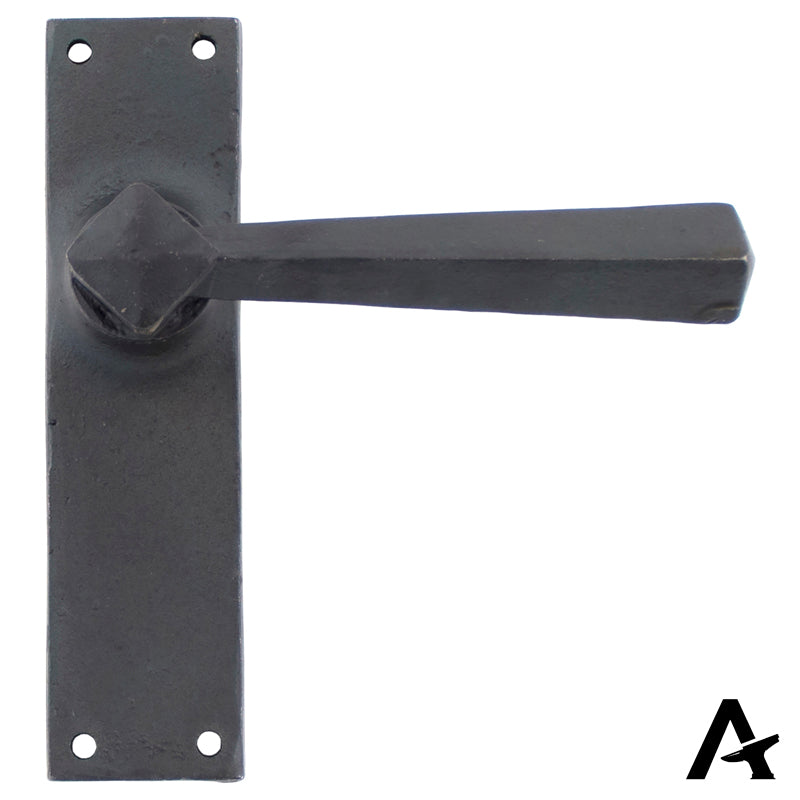 STRAIGHT LEVER HANDLE LATCH 124x148x50 BWX
