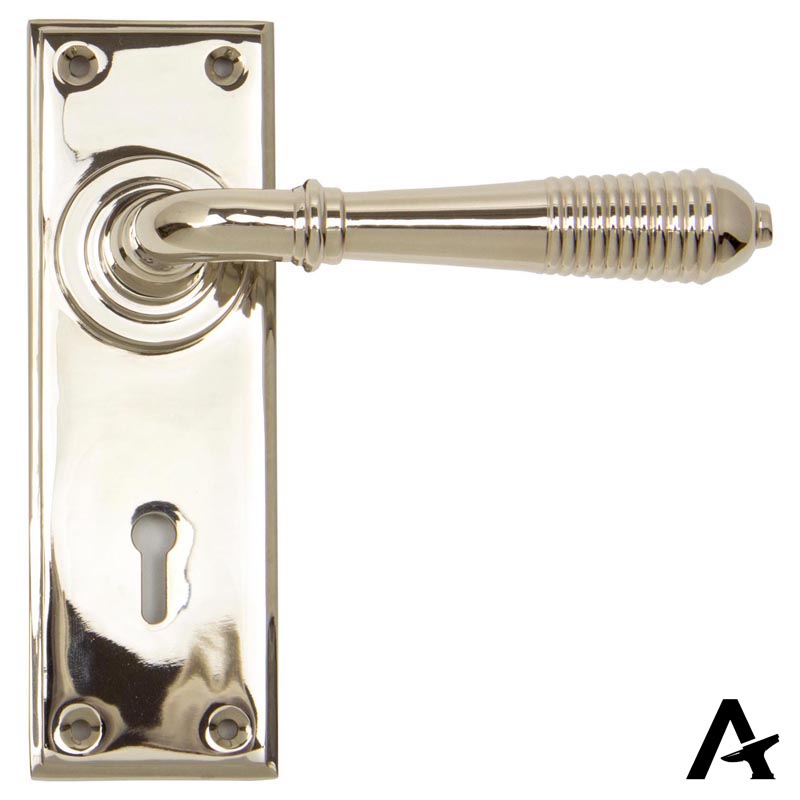 REEDED LEVER HANDLE LOCK 123x152x70 PNP