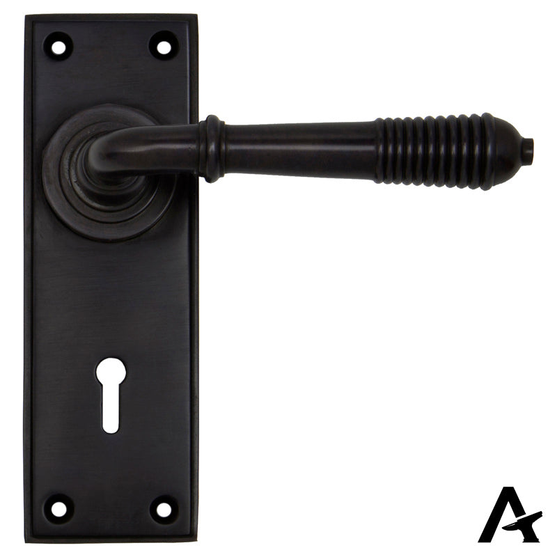 REEDED LEVER HANDLE LOCK 123x152x70 AGBZ