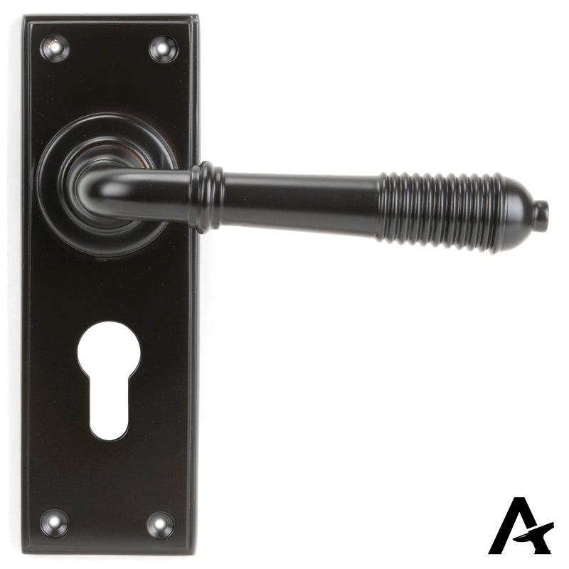 REEDED LEVER HANDLE EURO 123x152x70 AGBZ