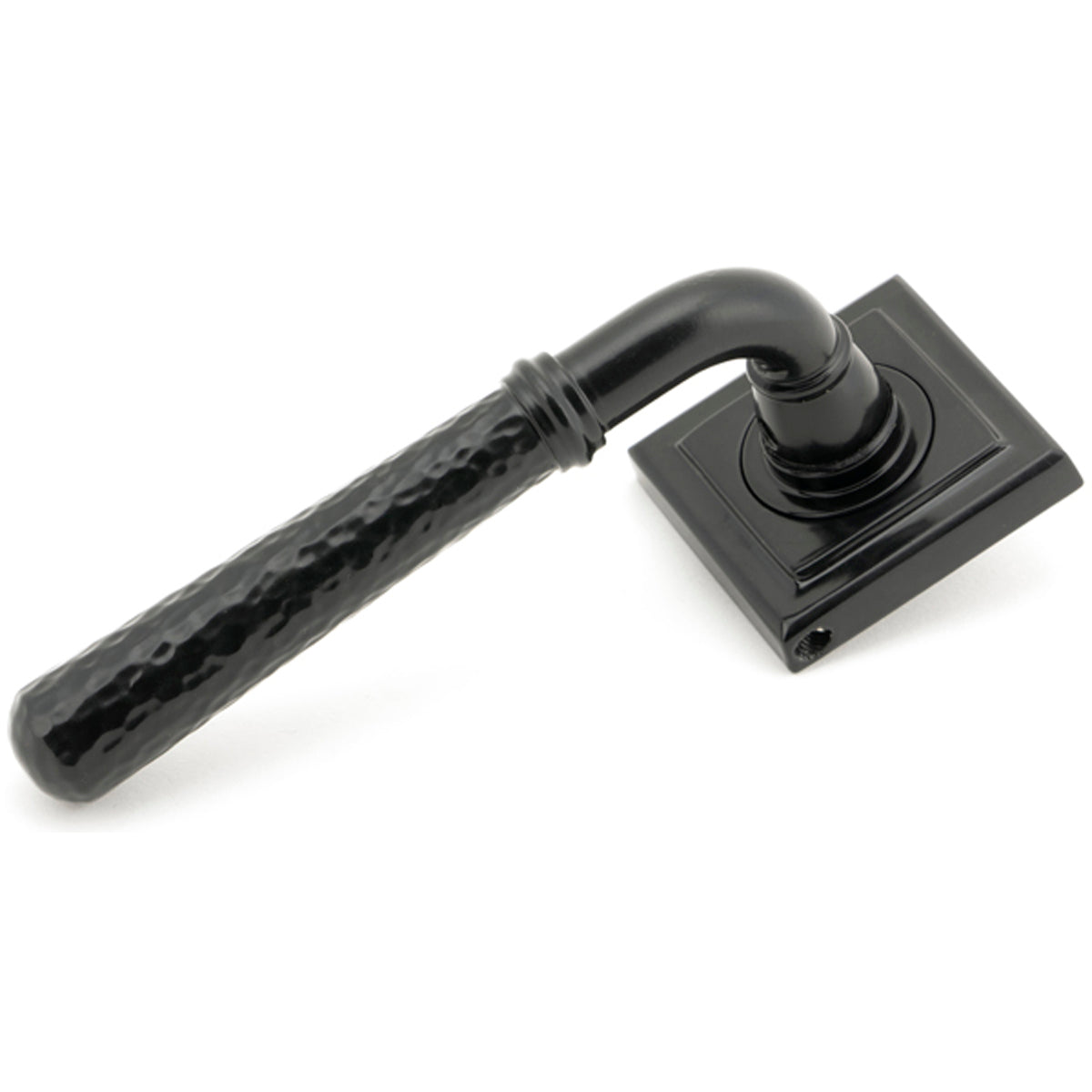 HAMMERED NEWBURY LEVER HANDLE+ROSE UNSPRUNG SQUARE 126x53x64 BLK - 49984 by MARCHES (ANVIL) ARCHITECTURAL HARDWARE