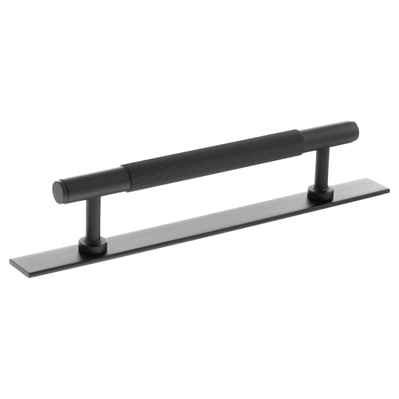 MILLHOUSE BATTERSEA LINEAR CABINET T-BAR PULL+BACKPLATE 128HC BRS/MBK