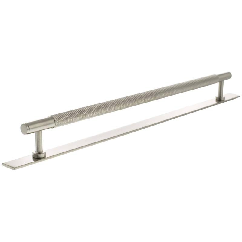 MILLHOUSE EIFFEL KNURLED CABINET T-BAR PULL+BACKPLATE 320HC BRS/SNP by CHASE ATLANTIC
