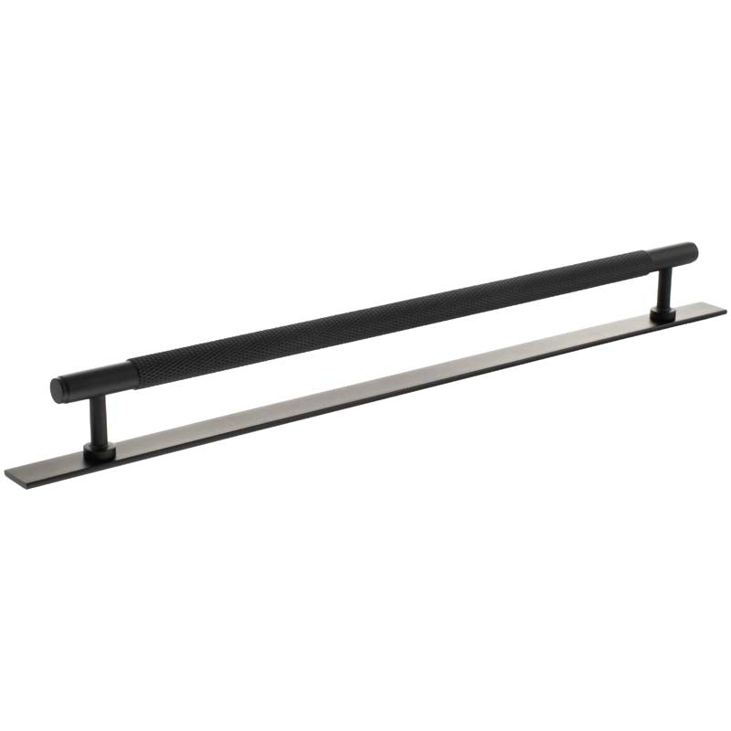 MILLHOUSE EIFFEL KNURLED CABINET T-BAR PULL+BACKPLATE 320HC BRS/MBK by CHASE ATLANTIC