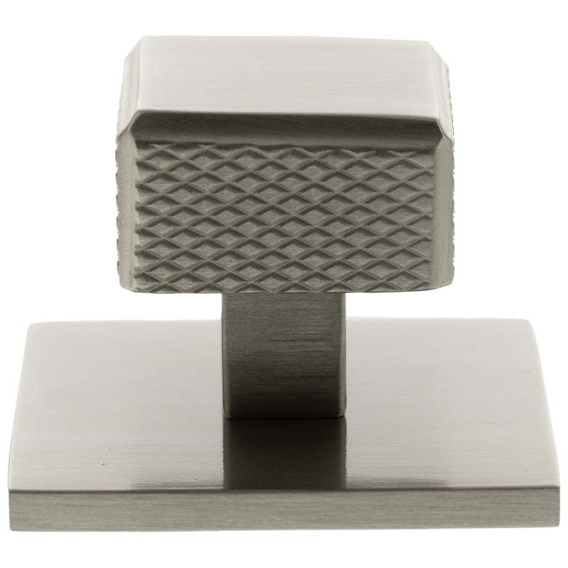 MILLHOUSE EIFFEL KNURLED CABINET KNOB+BACKPLATE SQUARE 32x32x33 BRS/SNP
