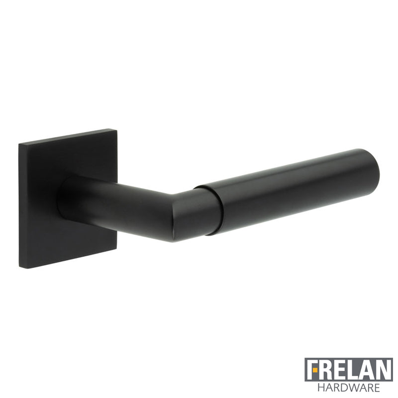 DOOR HANDLE SQUARE ROSE UNSPRUNG 135x22x69 BLK