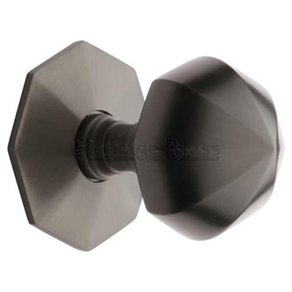 CENTRE DOOR KNOB FACET 57x57x81 MBZ