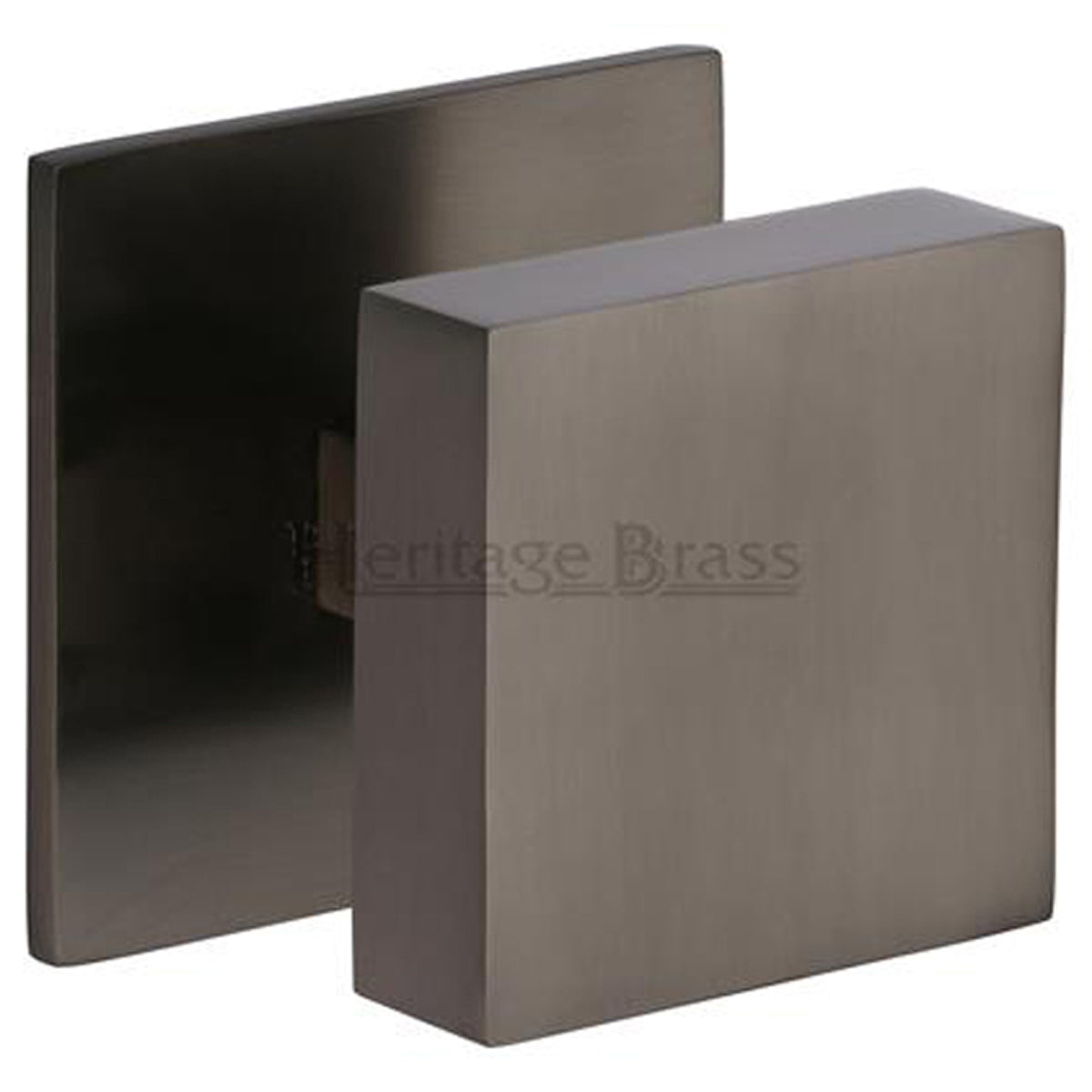 CENTRE DOOR KNOB 76x76x72 MBZ