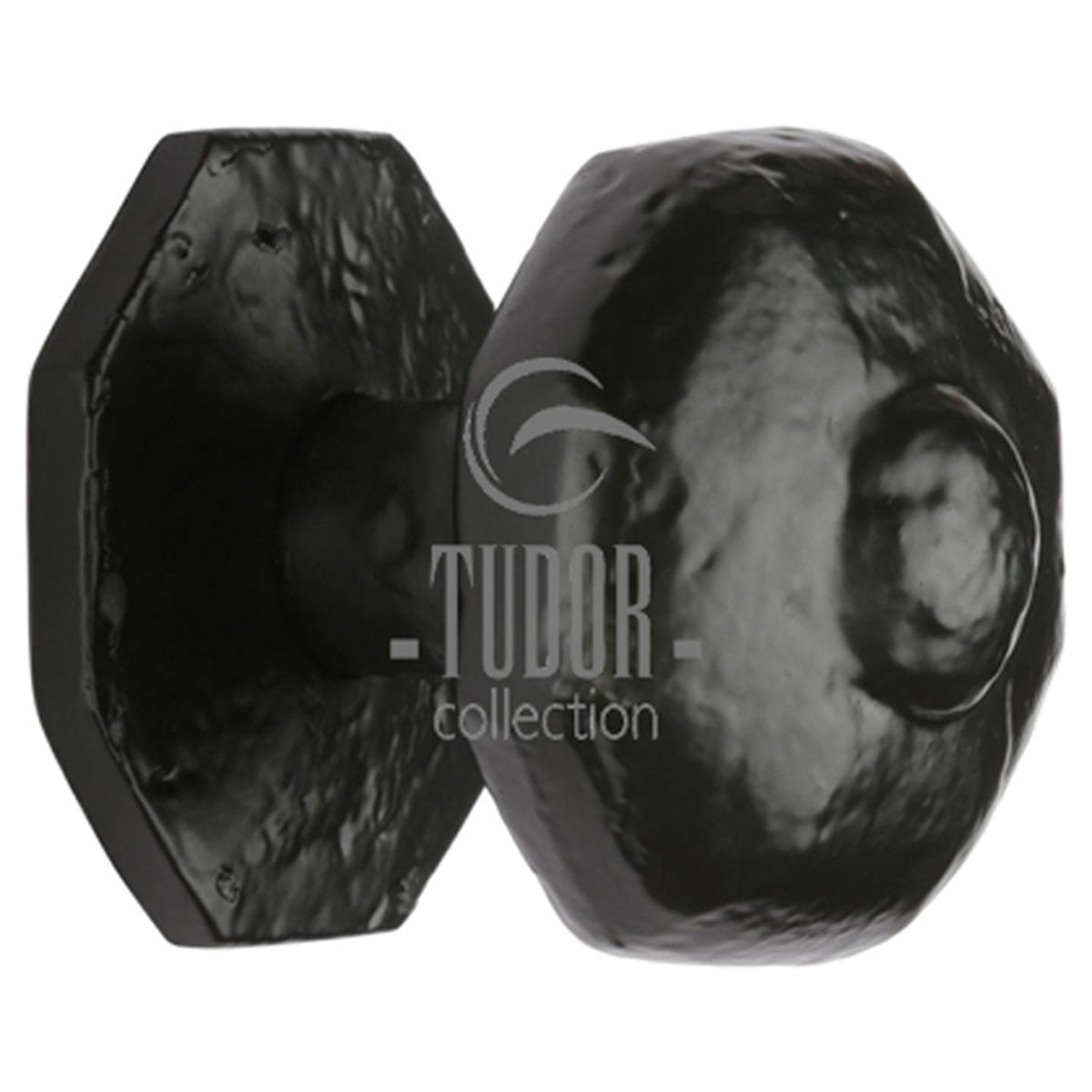 BLACK DOOR KNOB CENTRE 59 IR/BLK