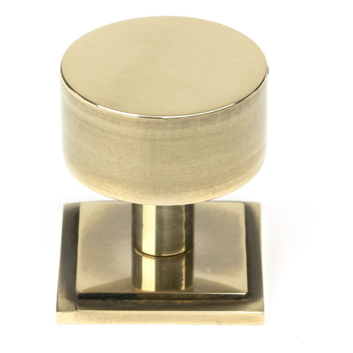 KELSO CABINET KNOB SQUARE 32x32 AGBR