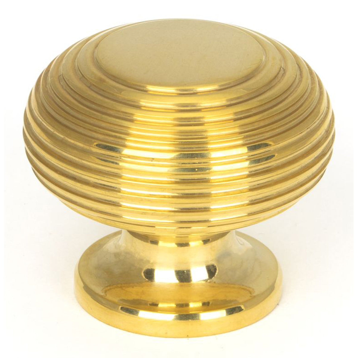 BEEHIVE CABINET KNOB 40x33 PBR