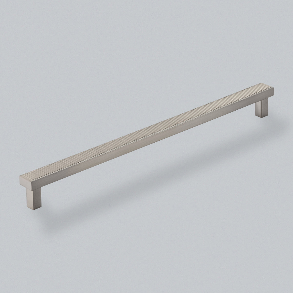 H&H BARRINGTON PULL HANDLE RIBBED 320HC 340x20x35 DNP - GBAP320DN