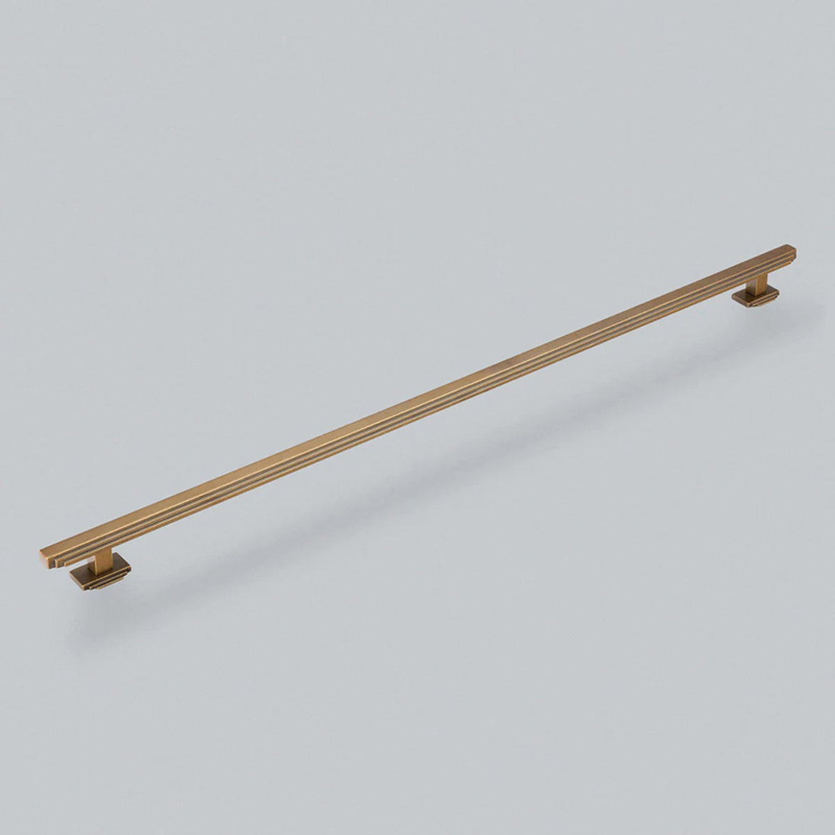 H&H FITZROVIA PULL HANDLE 608HC 688x20x34 BBR - GFITP608BB
