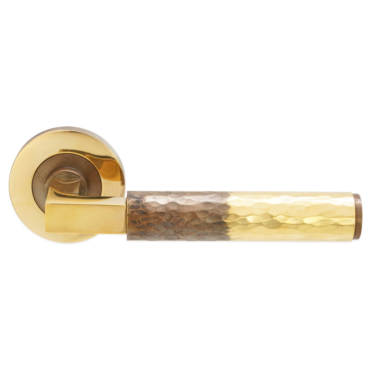 HAMMERED KNURLMOND LEVER ON ROSE 58x52x142 AGBR by Spira Brass