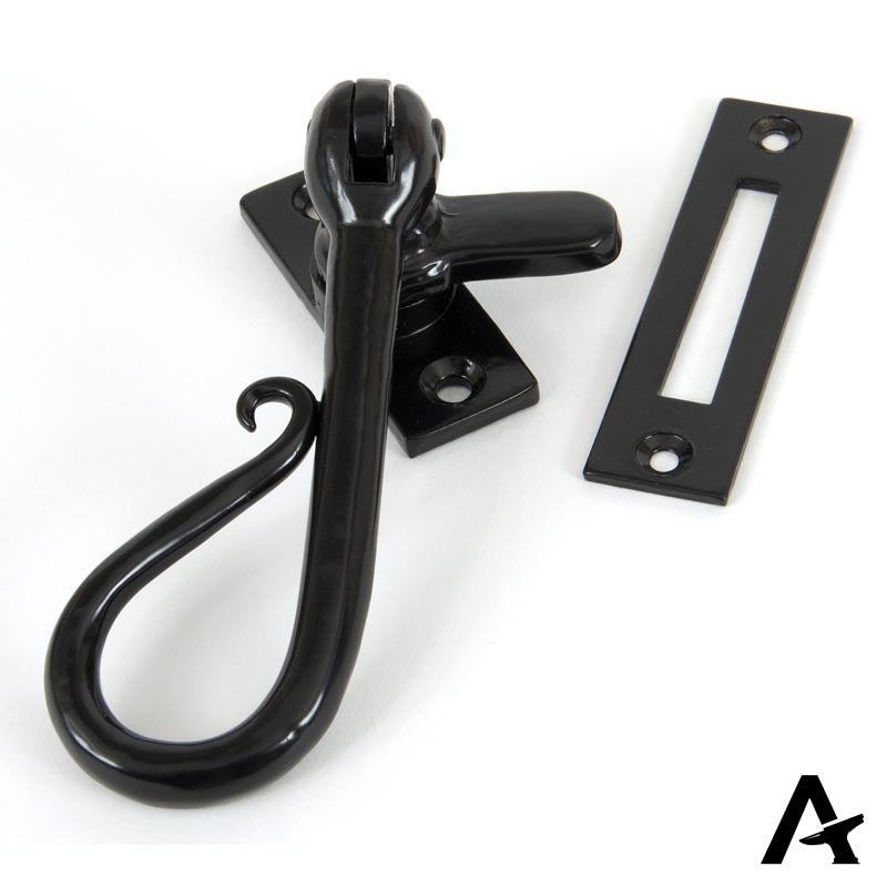 SHEPHERDS CROOK FAST 130x20x46 BLK