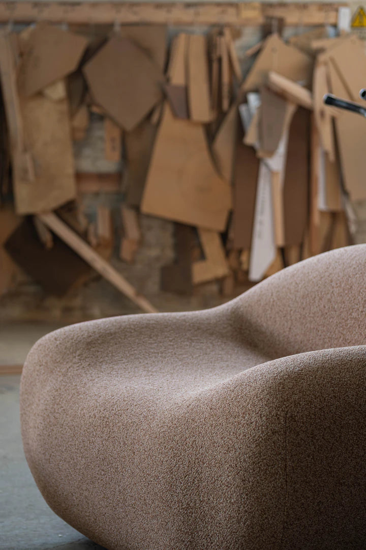 The Crucial Role of Material Quality in Furniture Fittings