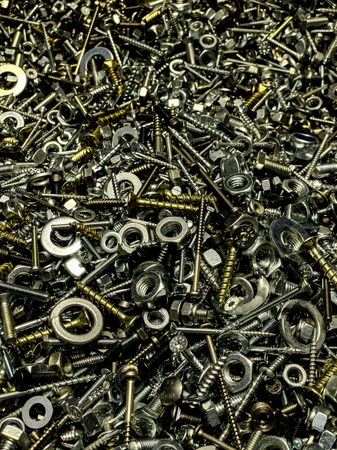 Durable Screws for Reliable Furniture Assembly