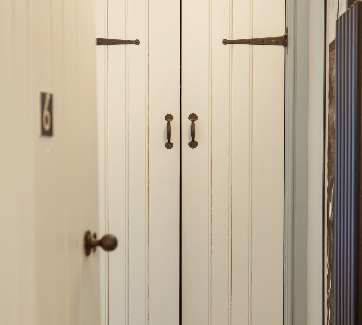 BEAN D HANDLE 118HC 152x42x40 BWX - 33169 by MARCHES (ANVIL) ARCHITECTURAL HARDWARE