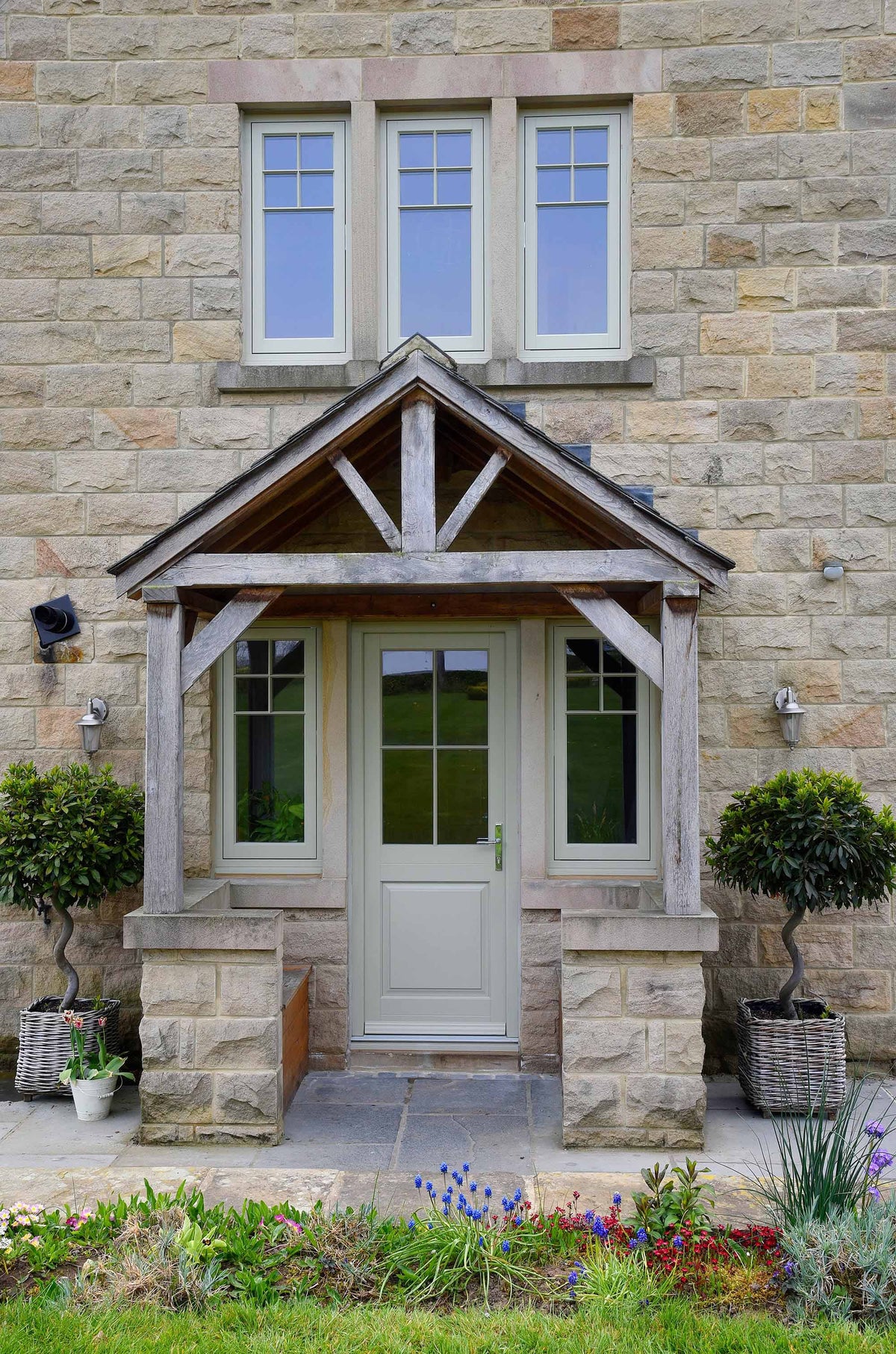 REEDED SLIMLINE ESPAGNOLETTE LOCK 123x244x70 PCP - 33305 by MARCHES (ANVIL) ARCHITECTURAL HARDWARE