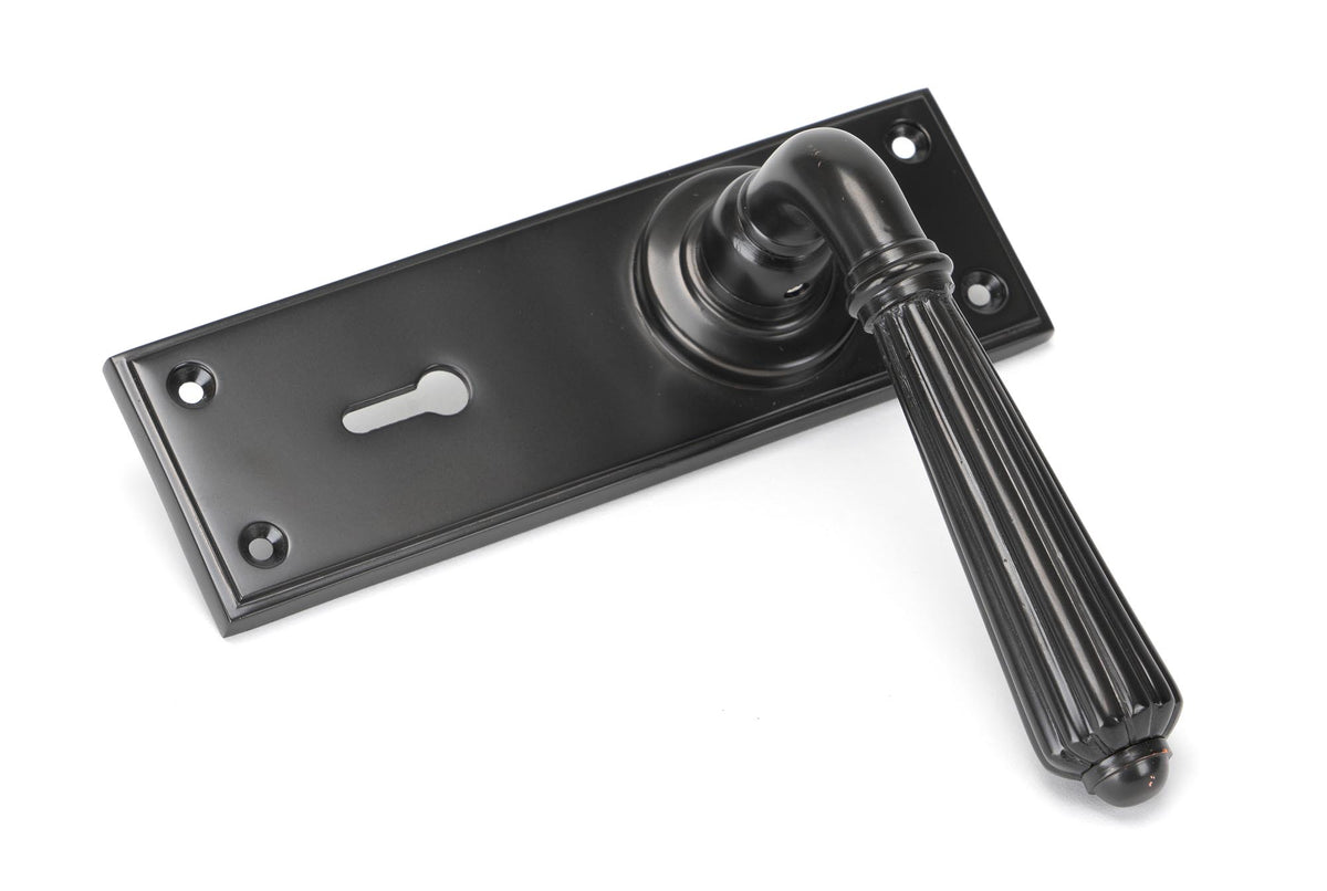 HINTON LEVER HANDLE+PLATE LOCK 128x152x72 AGBZ - 45328 by MARCHES (ANVIL) ARCHITECTURAL HARDWARE