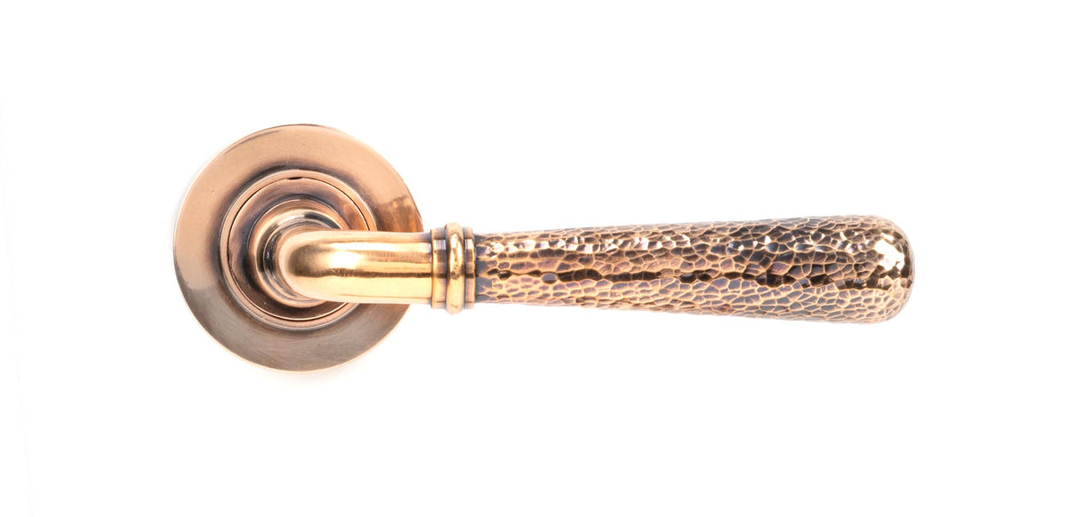 HAMMERED NEWBURY LEVER HANDLE+ROSE UNSPRUNG PLAIN 126x53x64 PBZ - 50053 by MARCHES (ANVIL) ARCHITECTURAL HARDWARE