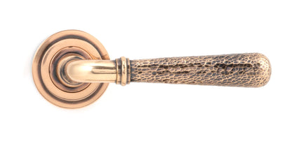 HAMMERED NEWBURY LEVER HANDLE+ROSE UNSPRUNG ART DECO 126x53x64 PBZ - 50054 by MARCHES (ANVIL) ARCHITECTURAL HARDWARE