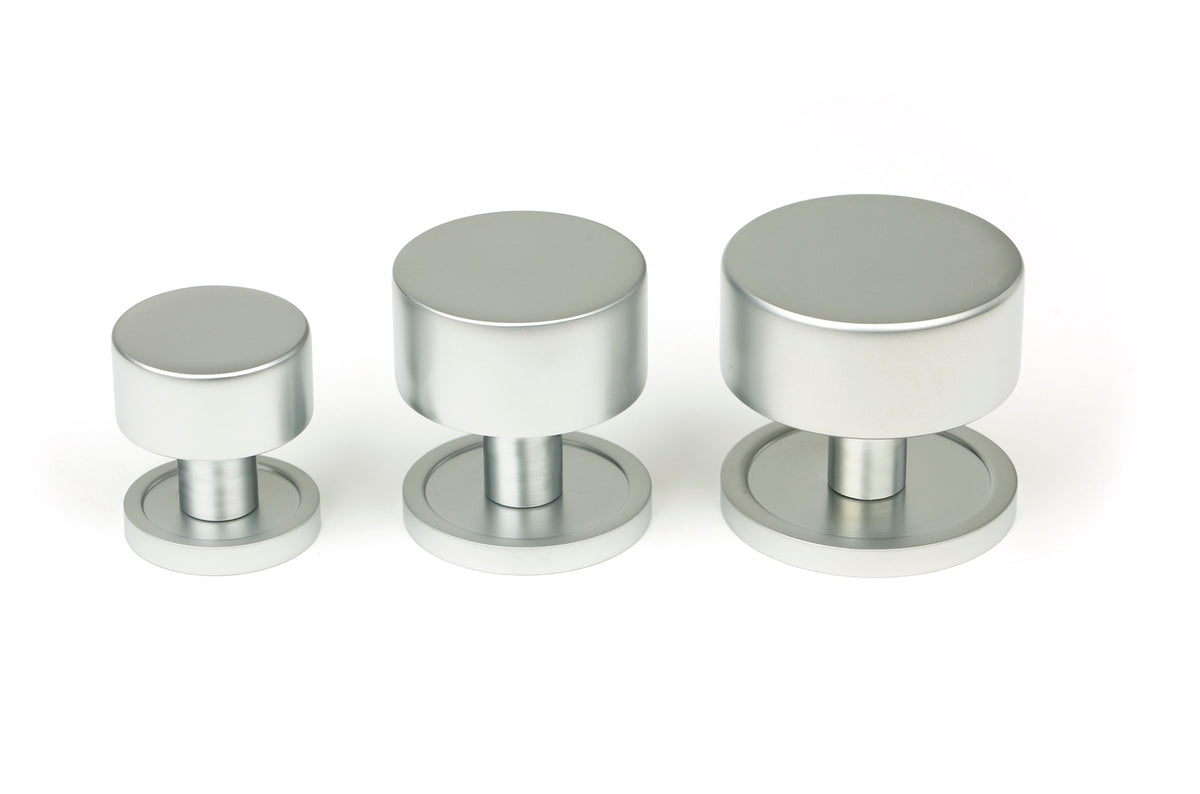 KELSO CABINET KNOB PLAIN 32x32 SCP - 50352 by MARCHES (ANVIL) ARCHITECTURAL HARDWARE