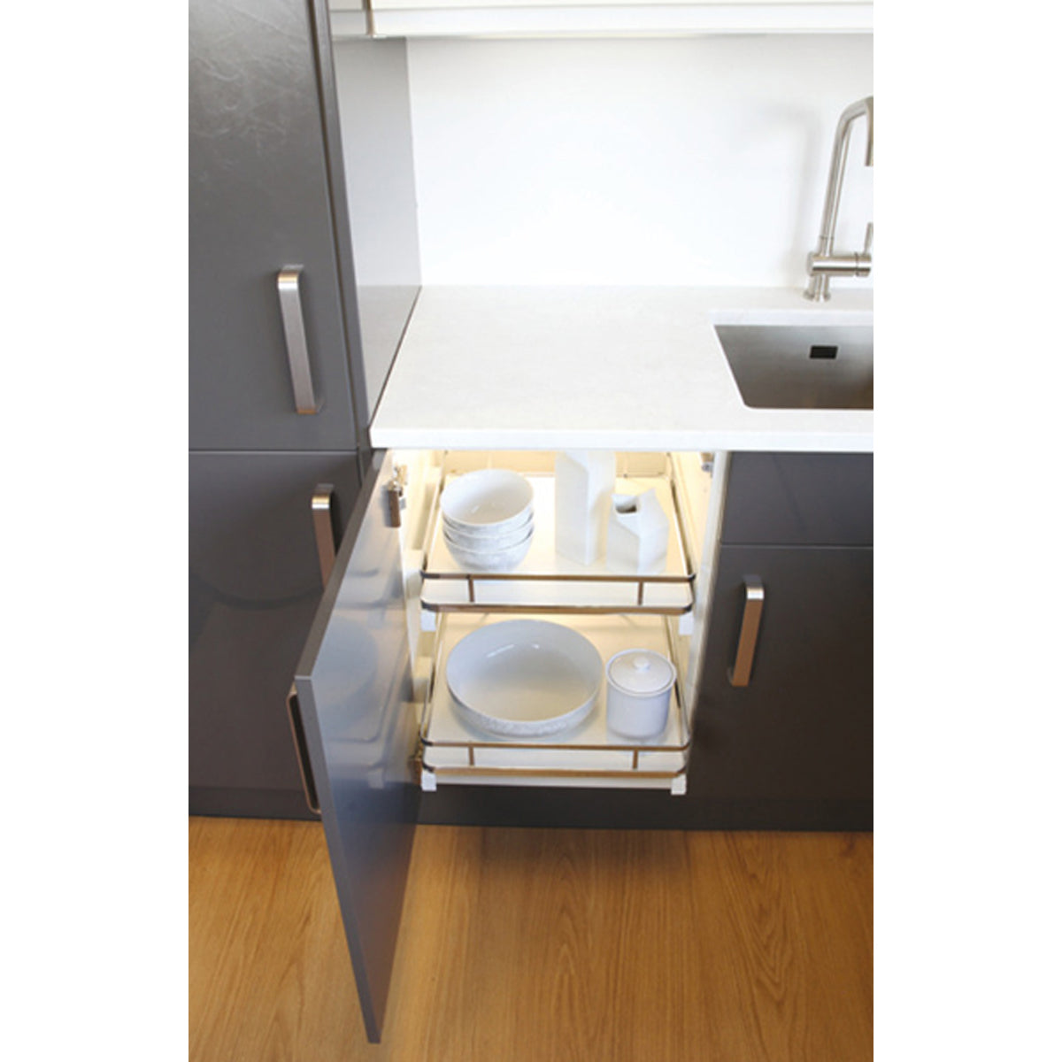 PULL OUT BASKET SET 30KG 300 PC/WH