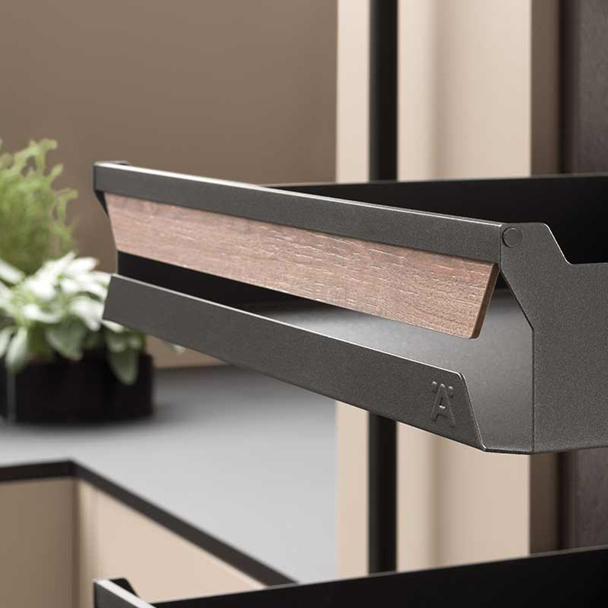 UTENSIO FOLD CORNER 639 ACCENT 400 LH