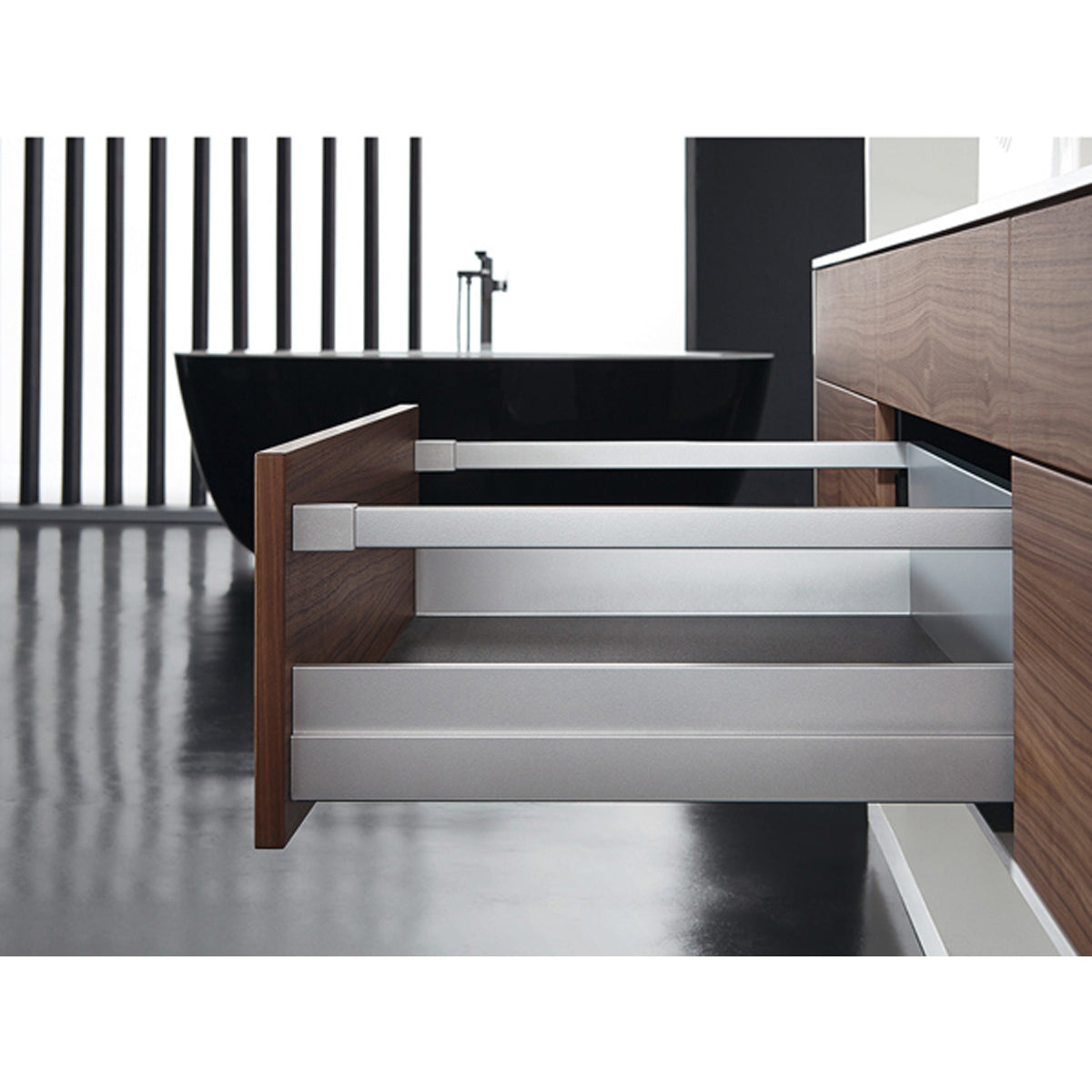 NOVAPRO SCALA PAN 90x450x0800 SLV by HAFELE UK LTD