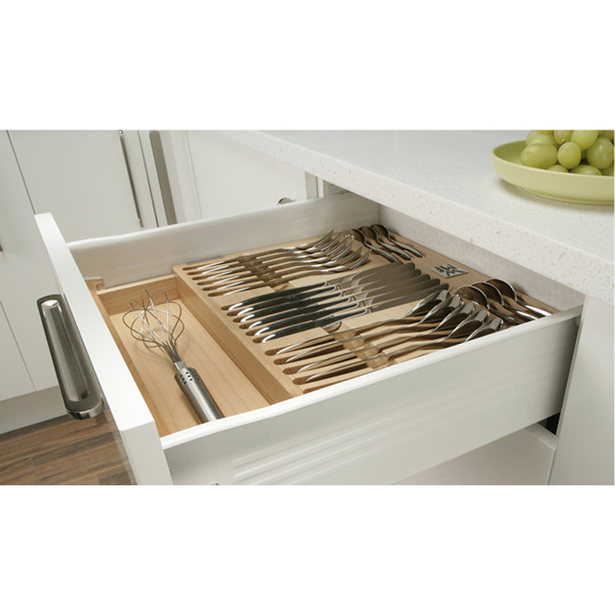 MX METAL DRAW SIDE 20KG 150x400 WHI by HAFELE UK LTD