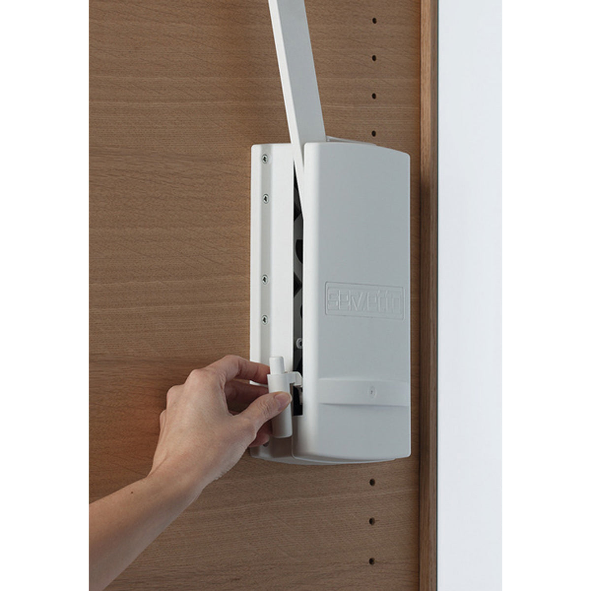 SOFT OPENING MECHANISM WHITE SERVET