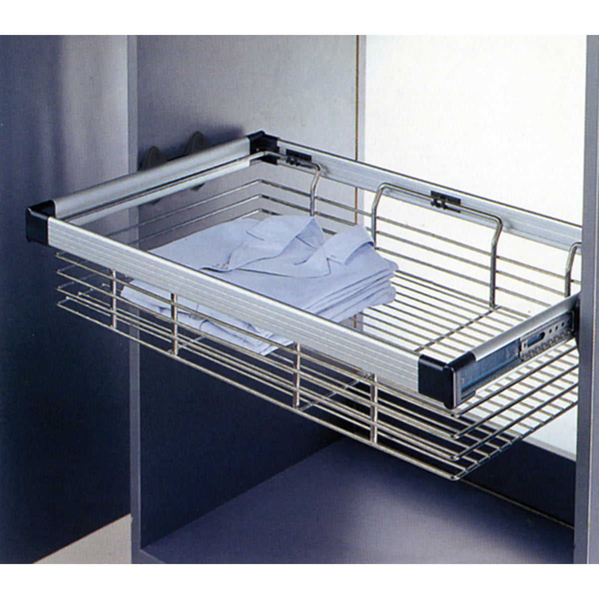 BEDROOM PULL BASKET 400 ST/CP