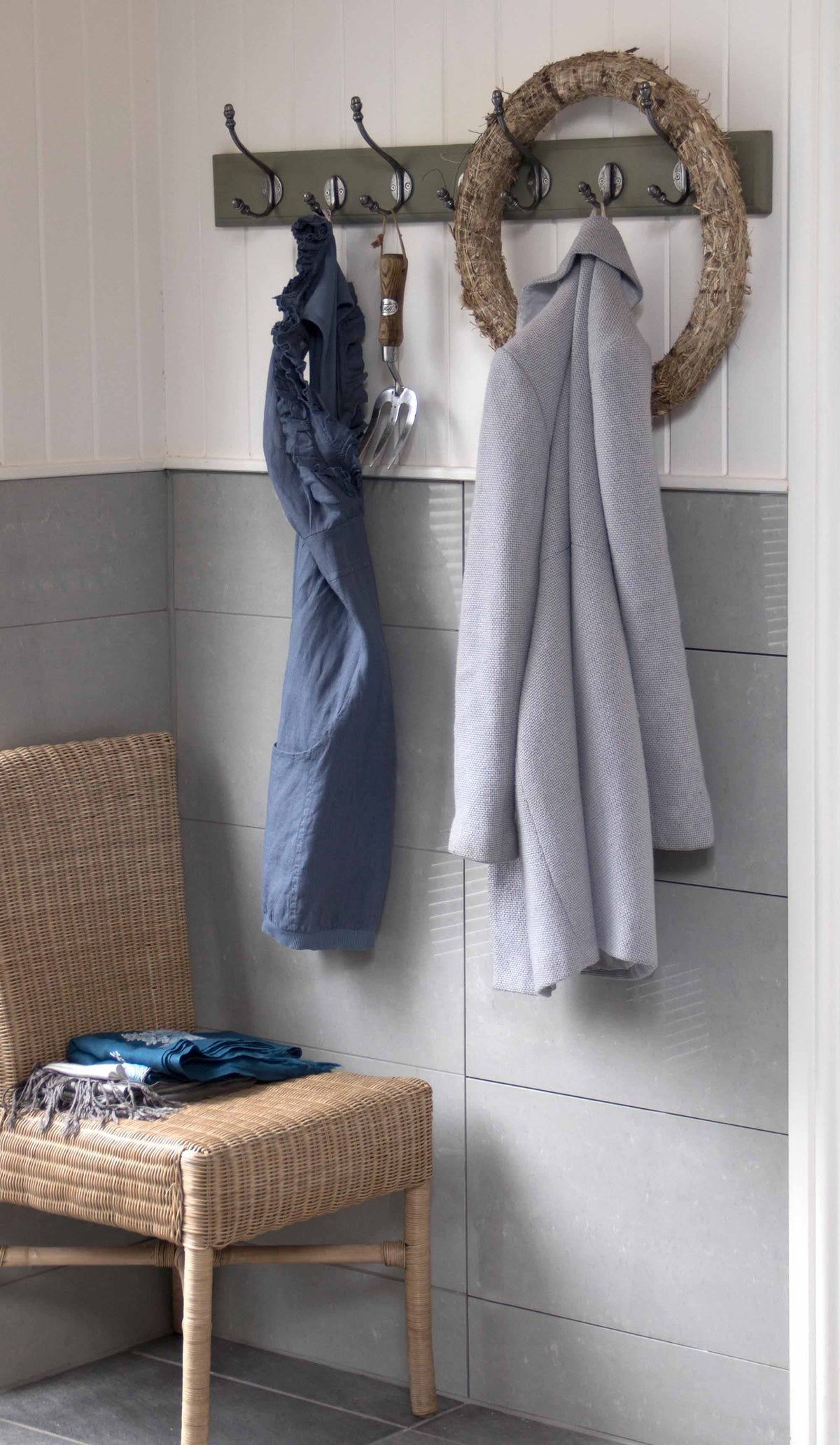 HAT+COAT HOOK 165x38x086 NSM - 83543 by MARCHES (ANVIL) ARCHITECTURAL HARDWARE