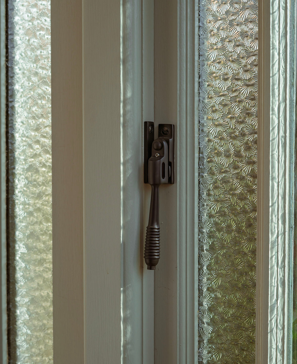 REEDED NIGHT-VENT LOCKING FASTENER 149x17x33 AGBZ - 83971 by MARCHES (ANVIL) ARCHITECTURAL HARDWARE