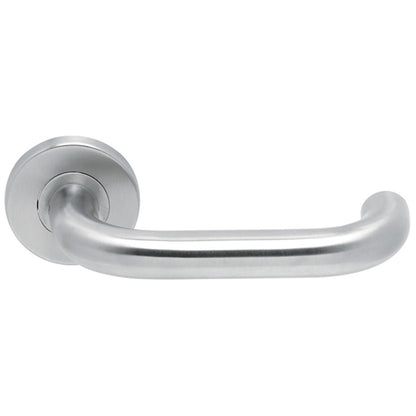 CHASE SHAPED LEVER HANDLE STST/SAT